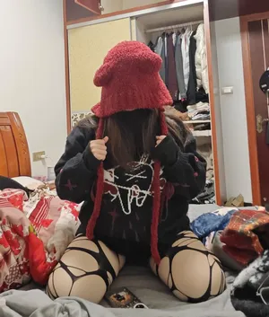何静萱